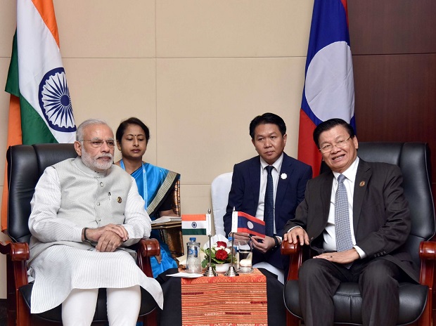 modi-laos-pm